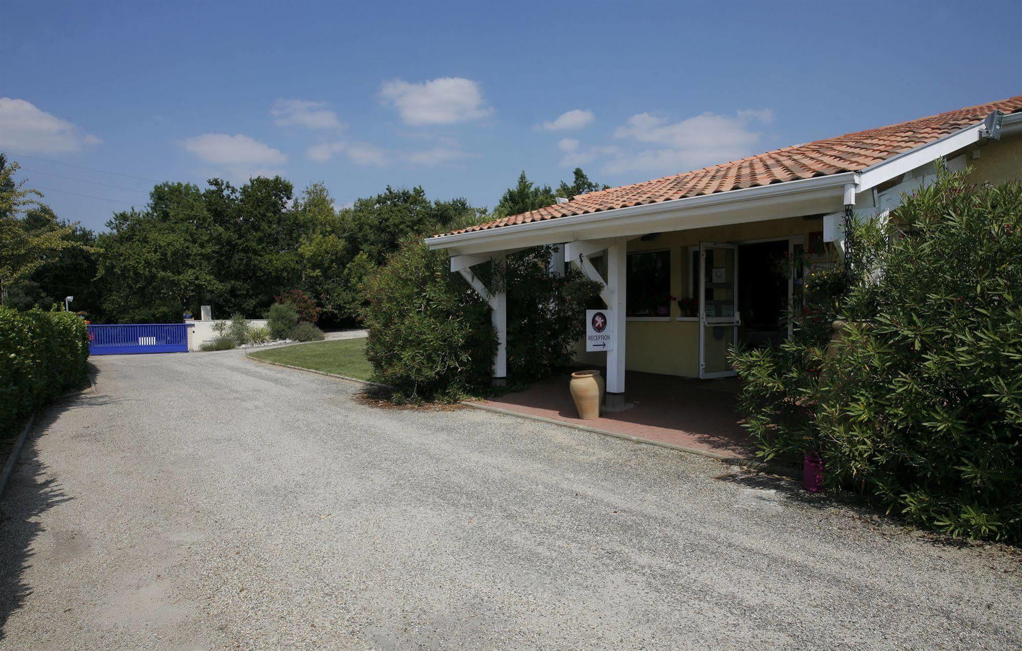 Logis Hotel Corintel Bordeaux Est Tresses Exterior photo