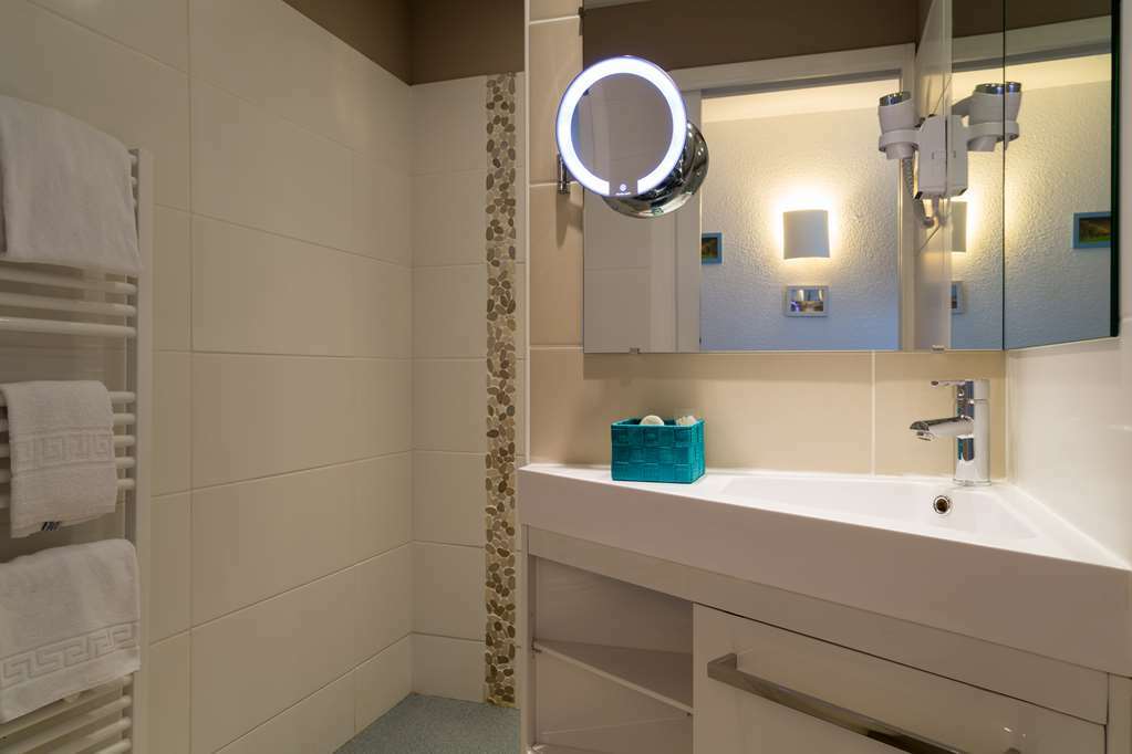 Logis Hotel Corintel Bordeaux Est Tresses Amenities photo